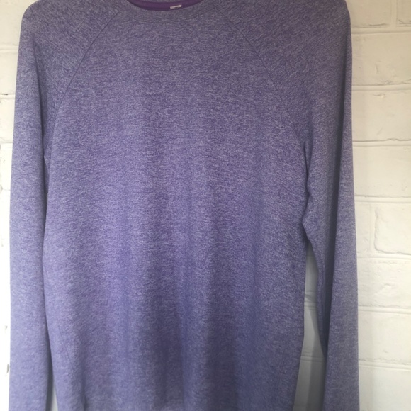 Lululemon Everywhere Long Sleeve - Picture 4 of 7